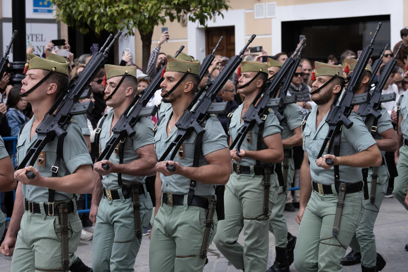 La Legión en el Miércoles Santo de Antequera, en imágenes