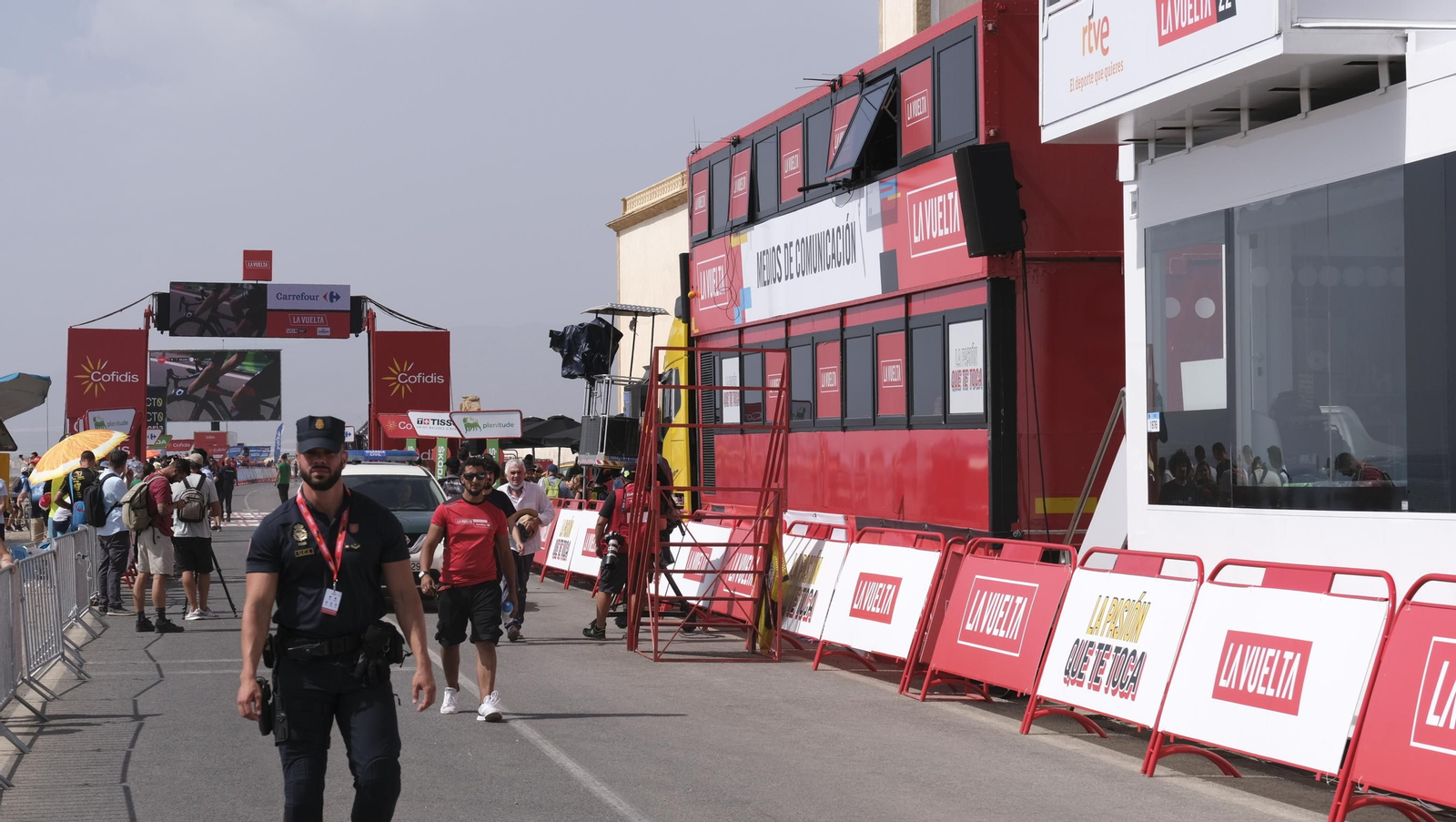 Imágenes de la etapa de la Vuelta a España con llegada en Cabo de Gata, Almería
