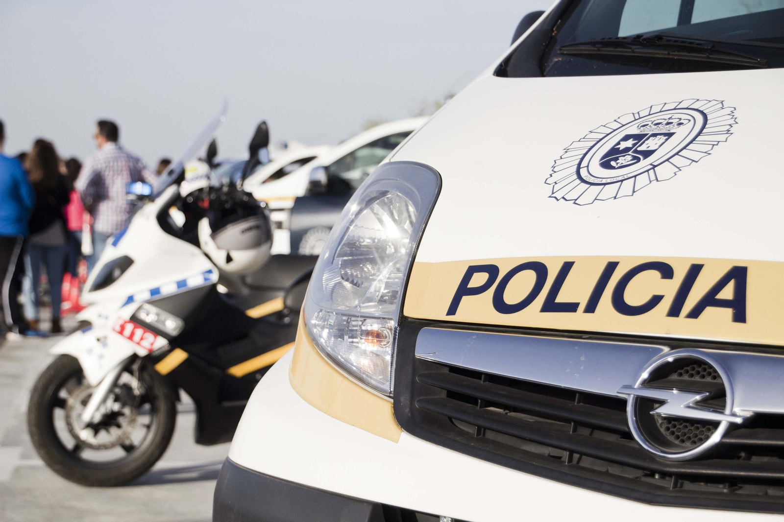 Vehículos policiales en Lucena. Vehículos policiales en Lucena.