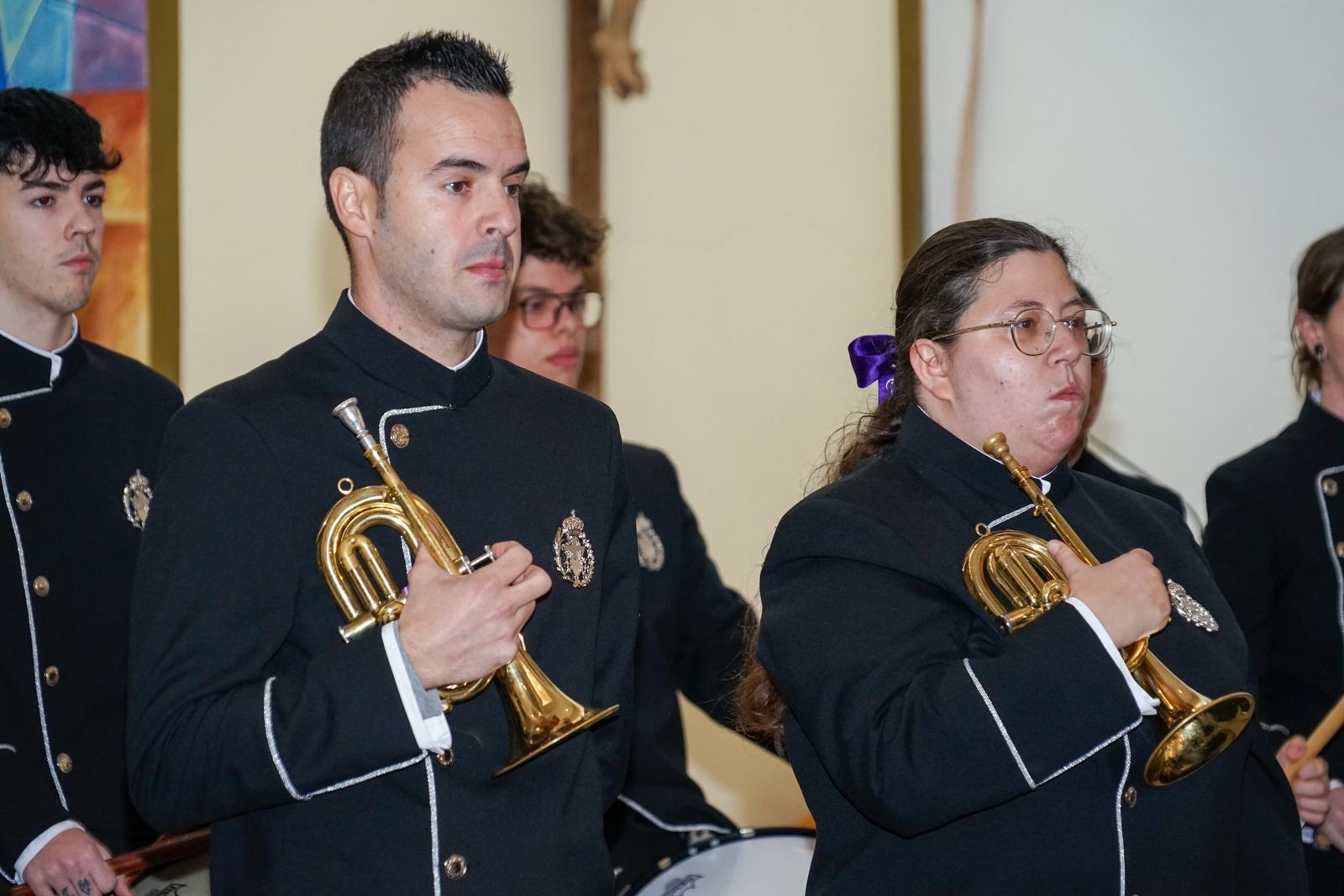 La AM de Las Angustias de Vícar viste de gala su música con un nuevo uniforme