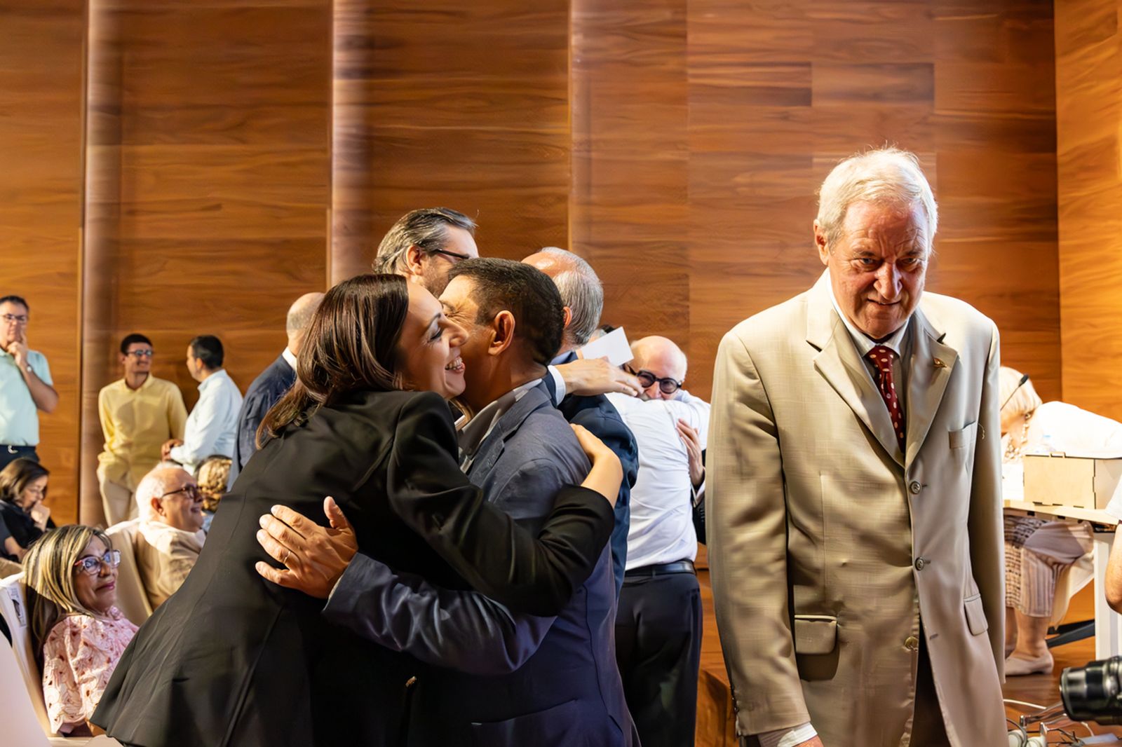 Asi ha sido el homenaje a Arturo Ruiz.
