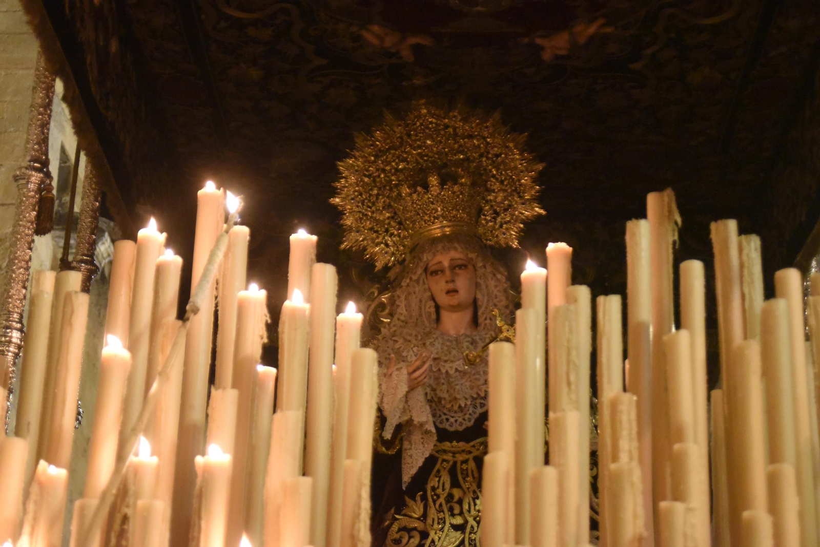 La procesión de la Expiración en este Viernes Santo de Córdoba, en imágenes