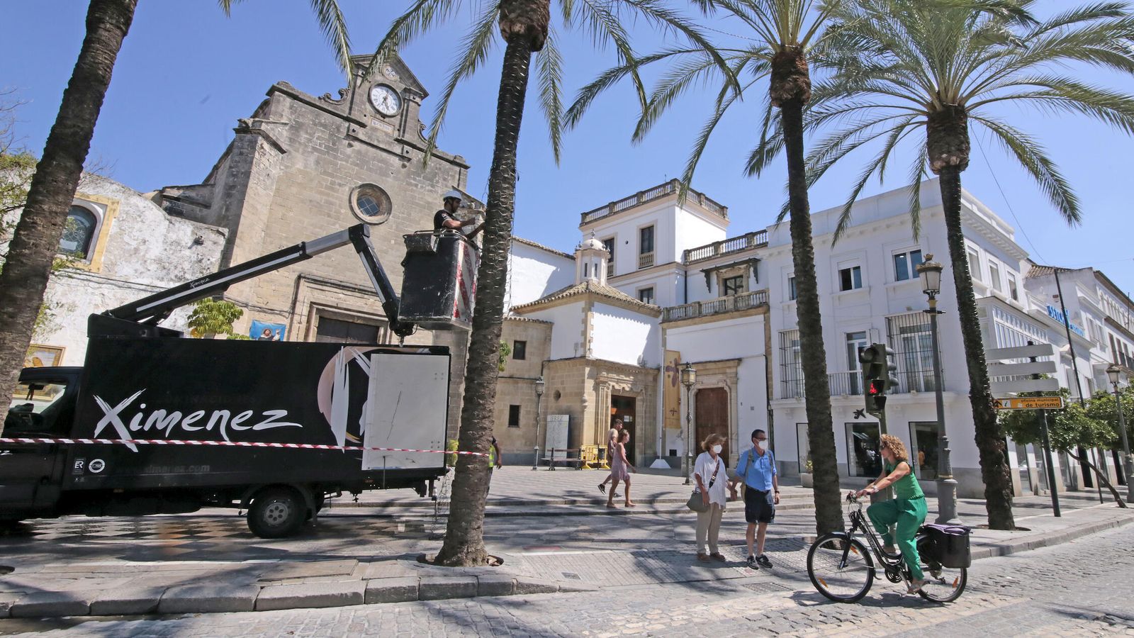 Un operario trabaja este viernes en Santo Domingo.