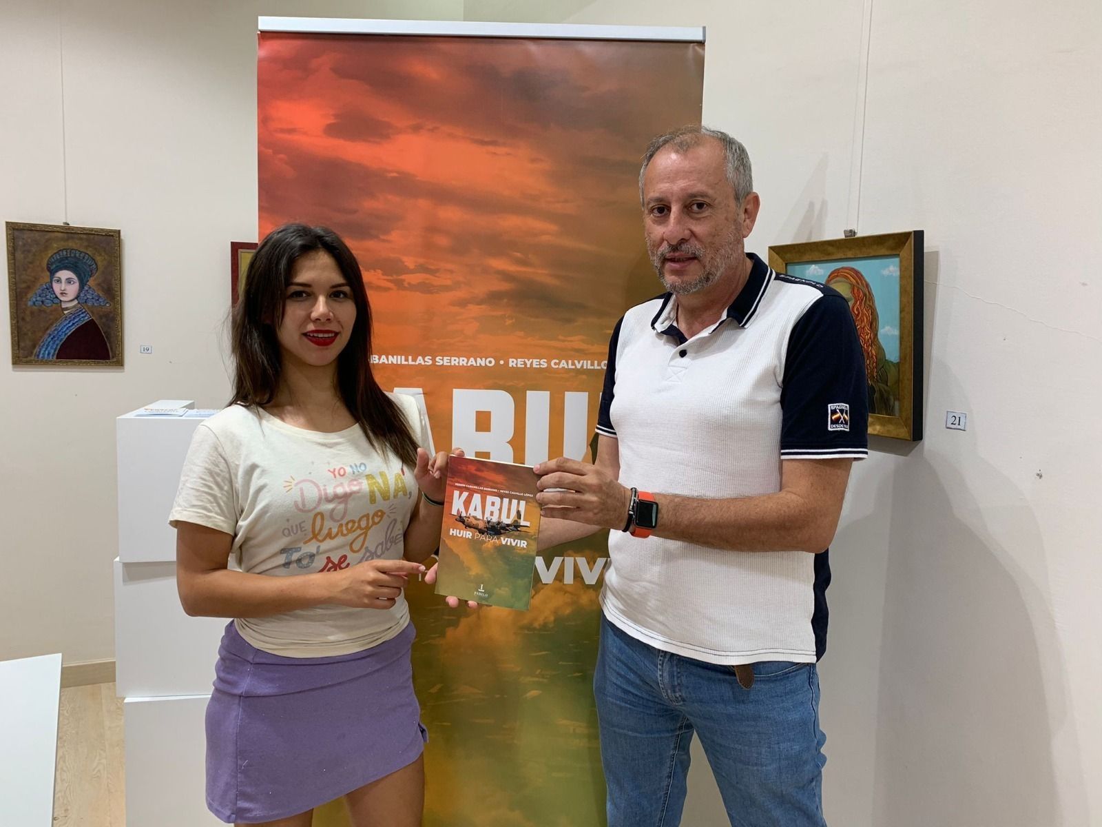 Los periodistas Reyes Calvillo y Fermín Cabanillas.