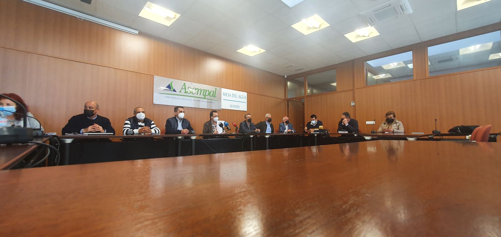 La Mesa del Agua de Almería daba ayer parte de la actual situación hídrica para los regantes de la provincia y los objetivos, urgentes, que tienen marcados.