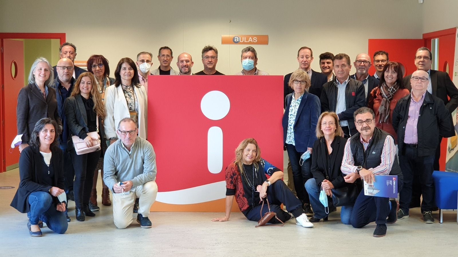 Encuentro de Centros de Referencia Nacional en el mes de mayo en Zaragoza, con la presencia de los cordobeses de la Joyería y la Madera