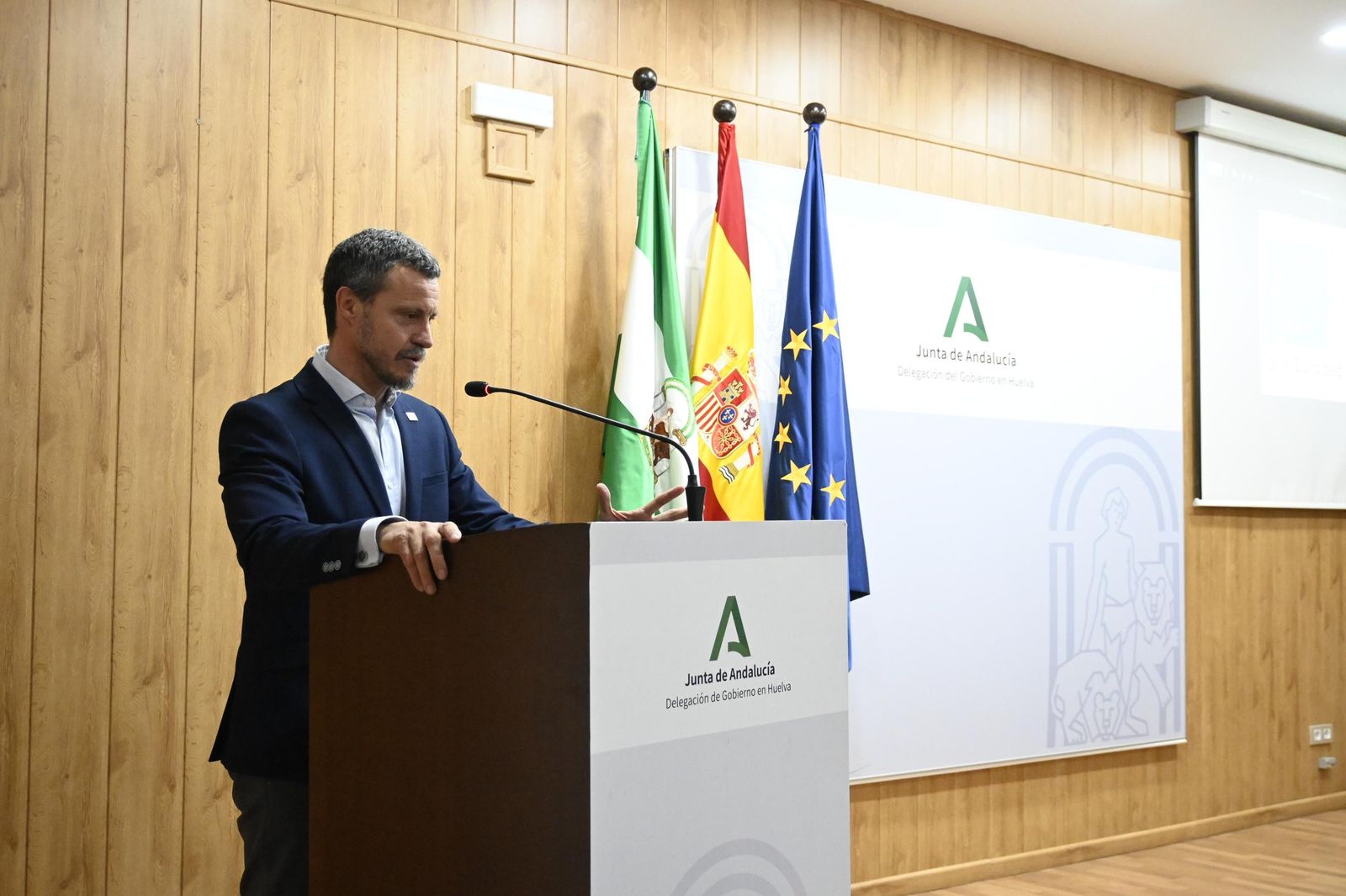 Imágenes del reconocimiento a las entidades que participaron en la emergencia de Cueva de la Mora