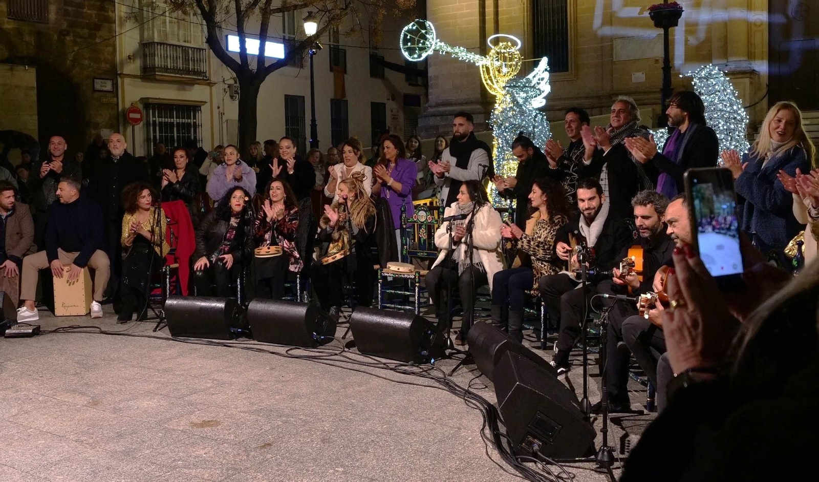 Imagen de archio de una edición de ruta de zambombas en Chiclana