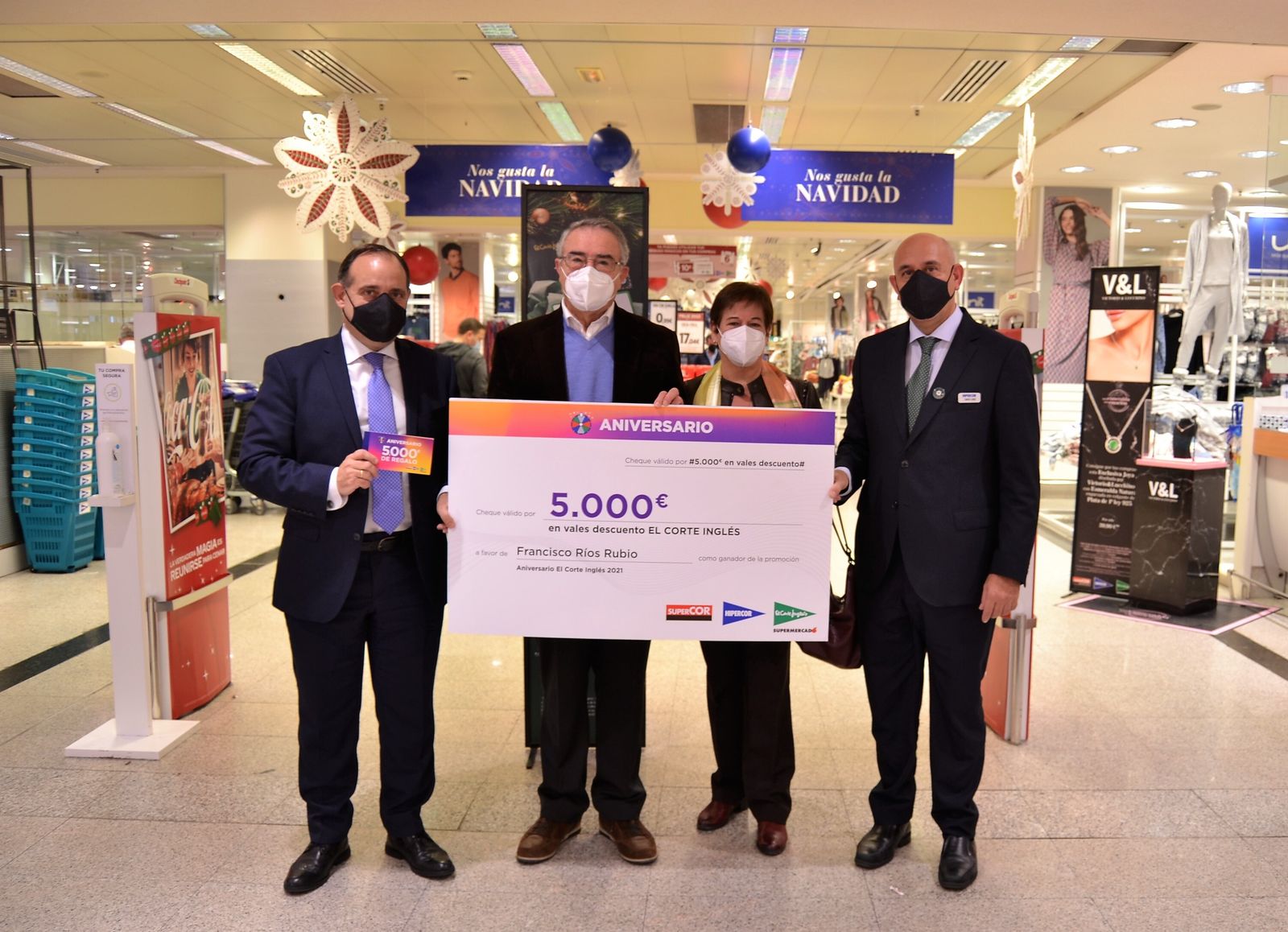 La entrega del cheque en Algeciras.