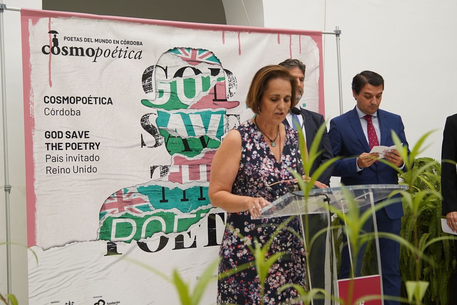 La edil de Cultura, Blanca Torrent, durante la presentación oficial de la XVI edición de Cosmopoética.