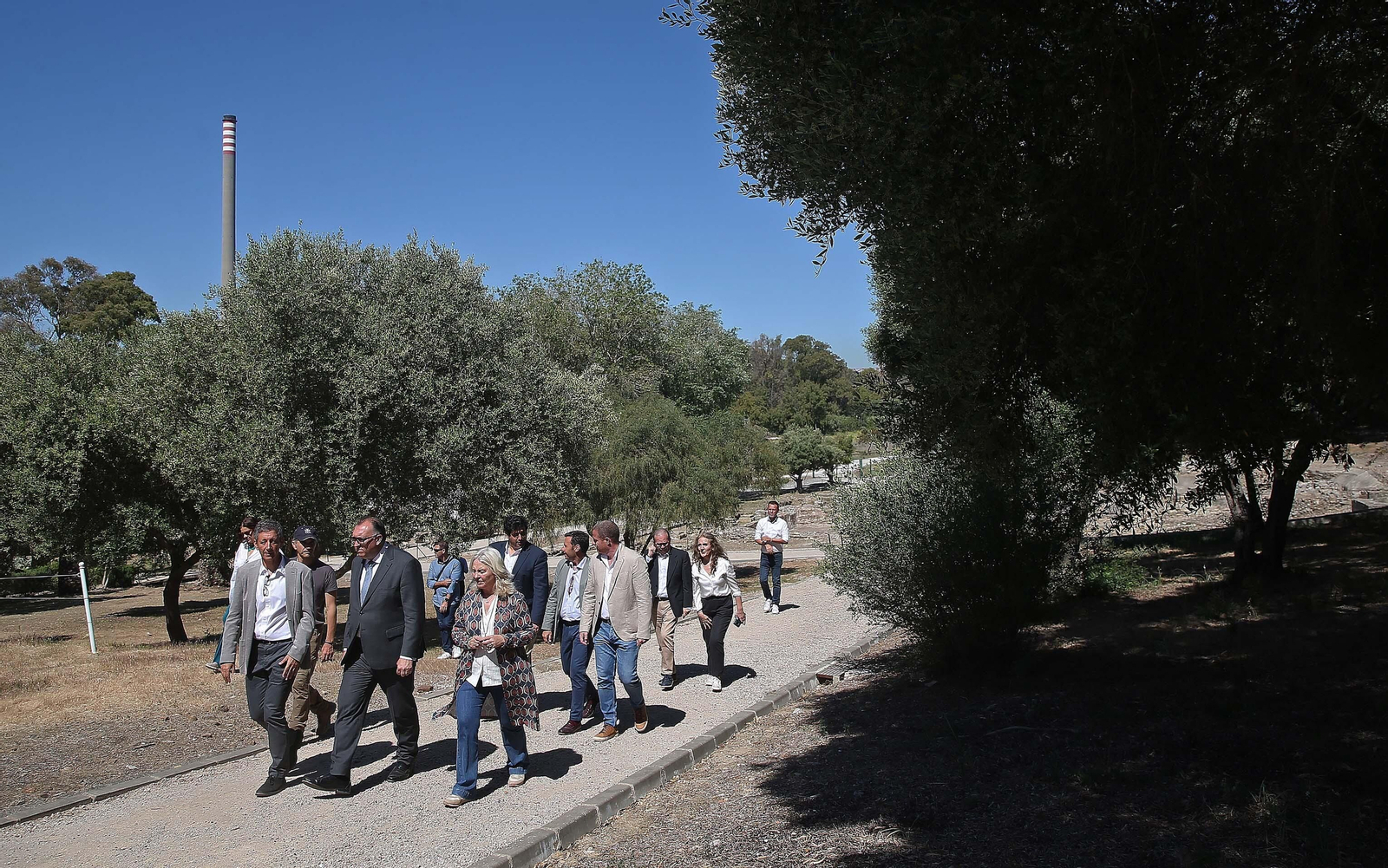 Fotos de la visita de Arturo Bernal al enclave arqueológico de Carteia.