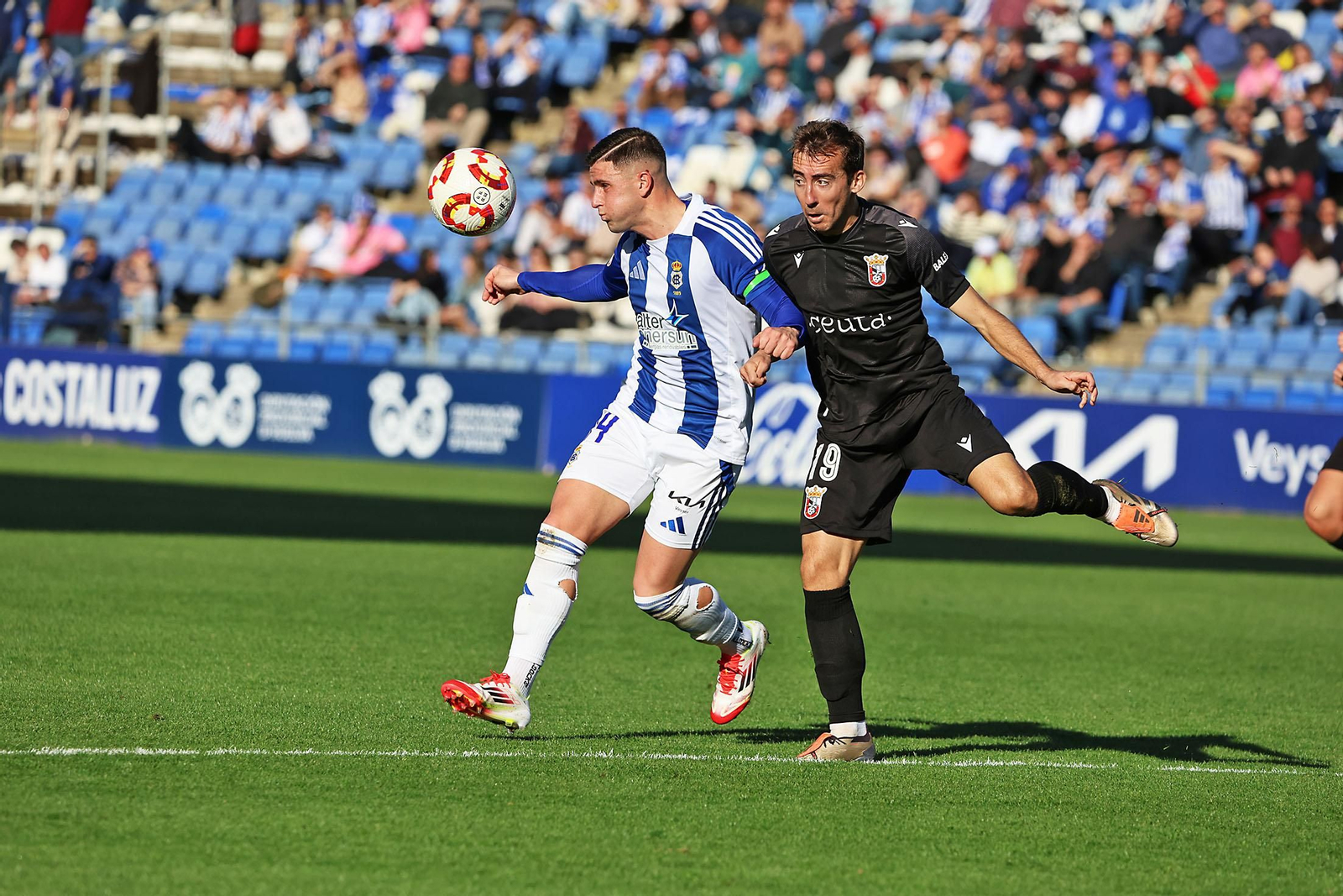 Las imágenes del encuentro entre el Recreativo de Huelva y el Ceuta