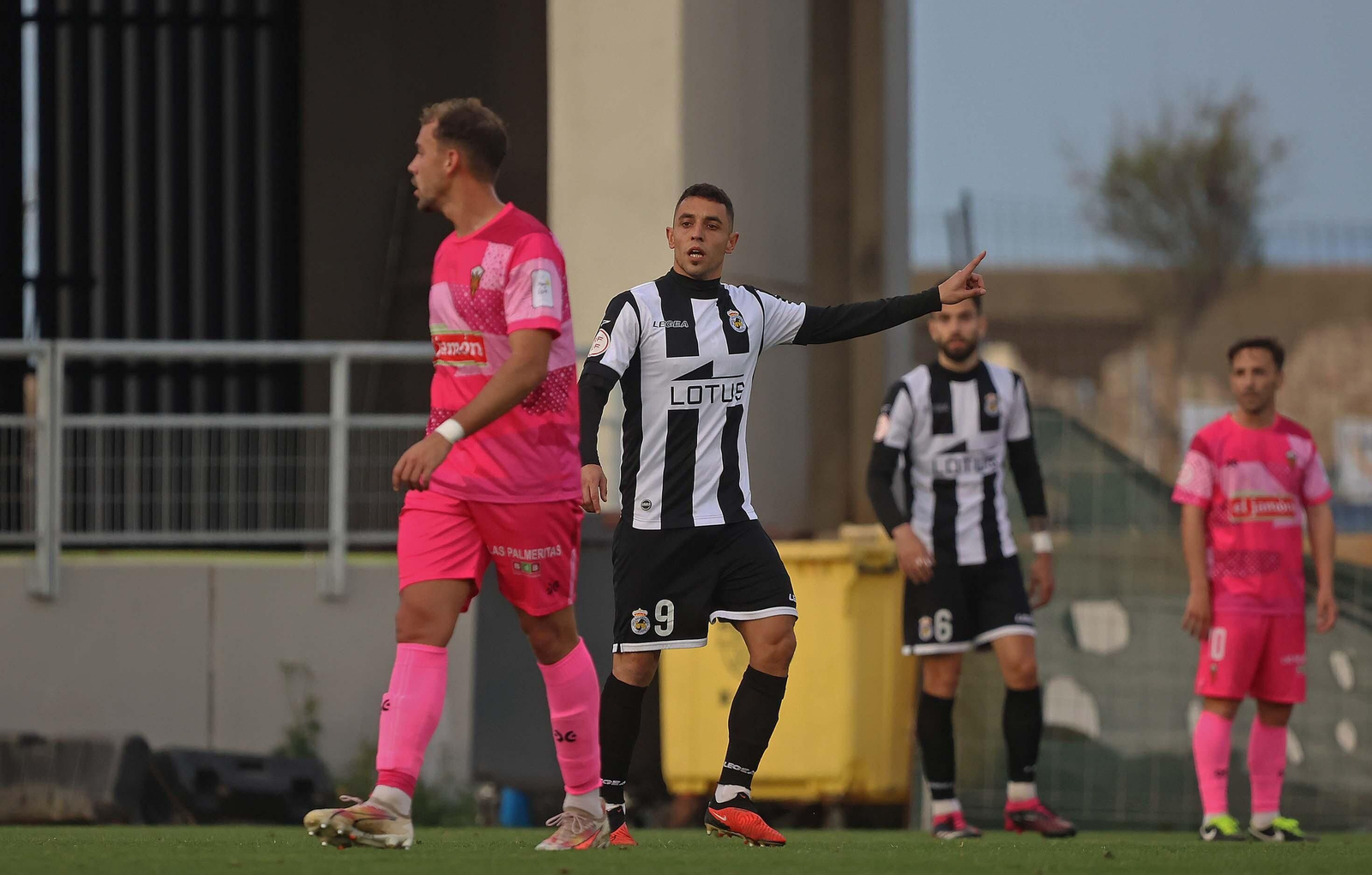 Las mejores fotos del Balona - San Roque de Lepe de Segunda RFEF