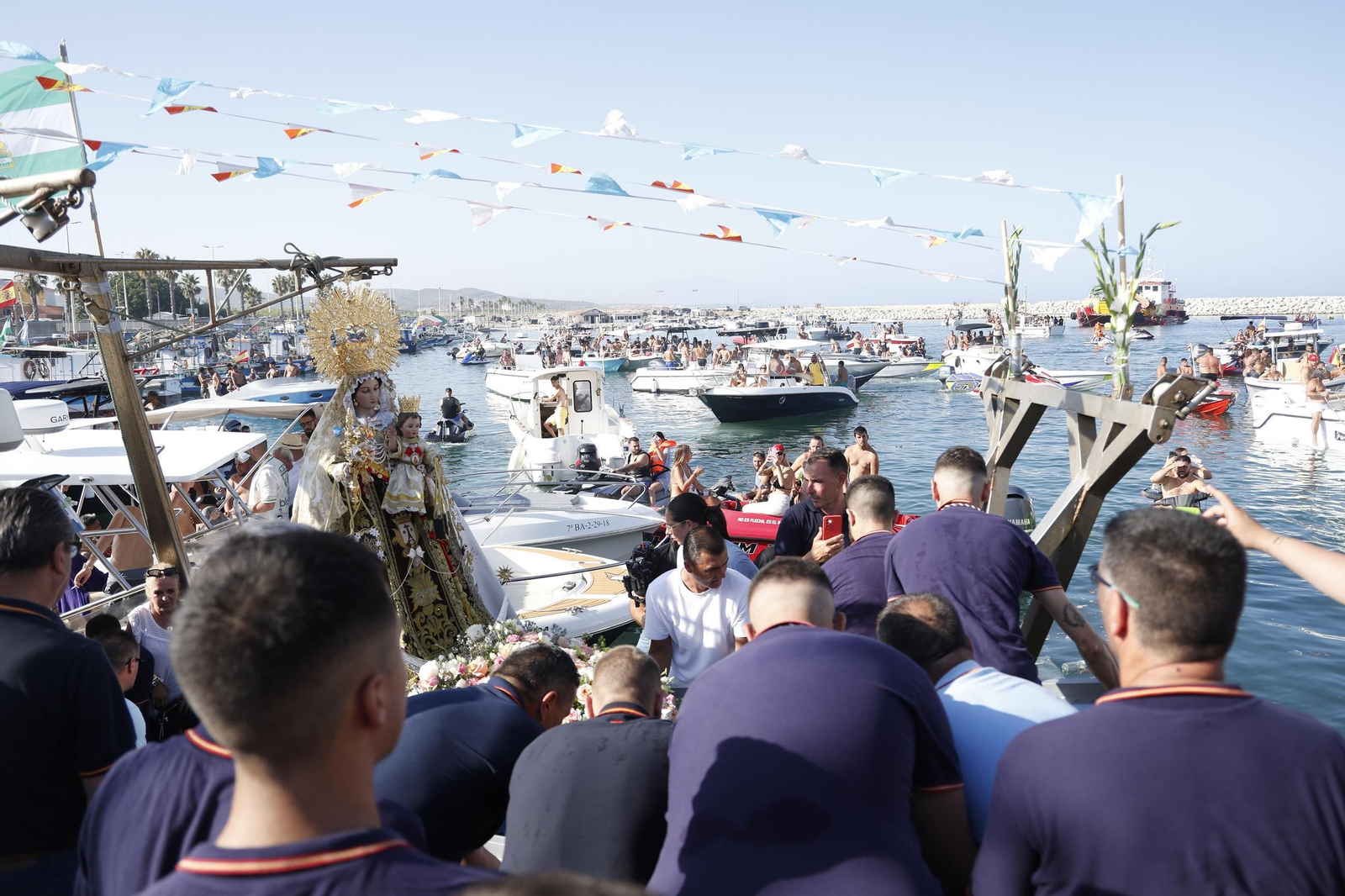 Fotos de la procesión de la Virgen del Carmen en La Línea