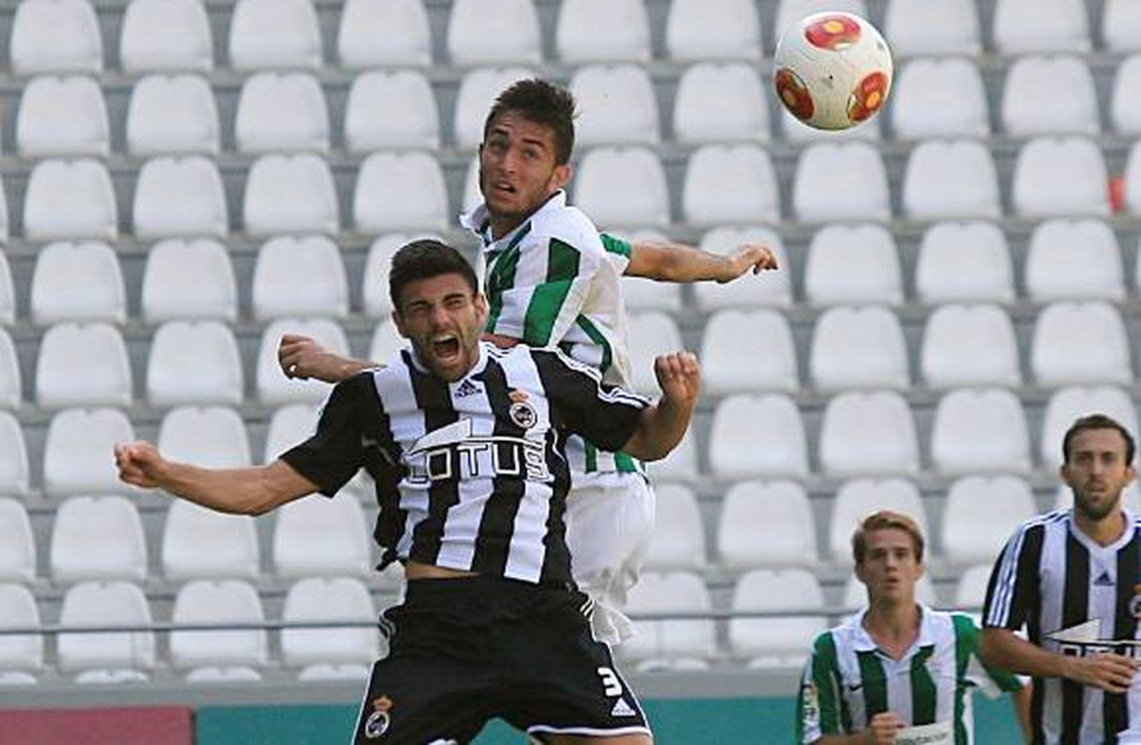 Oye, mira hacia arriba (1-2)