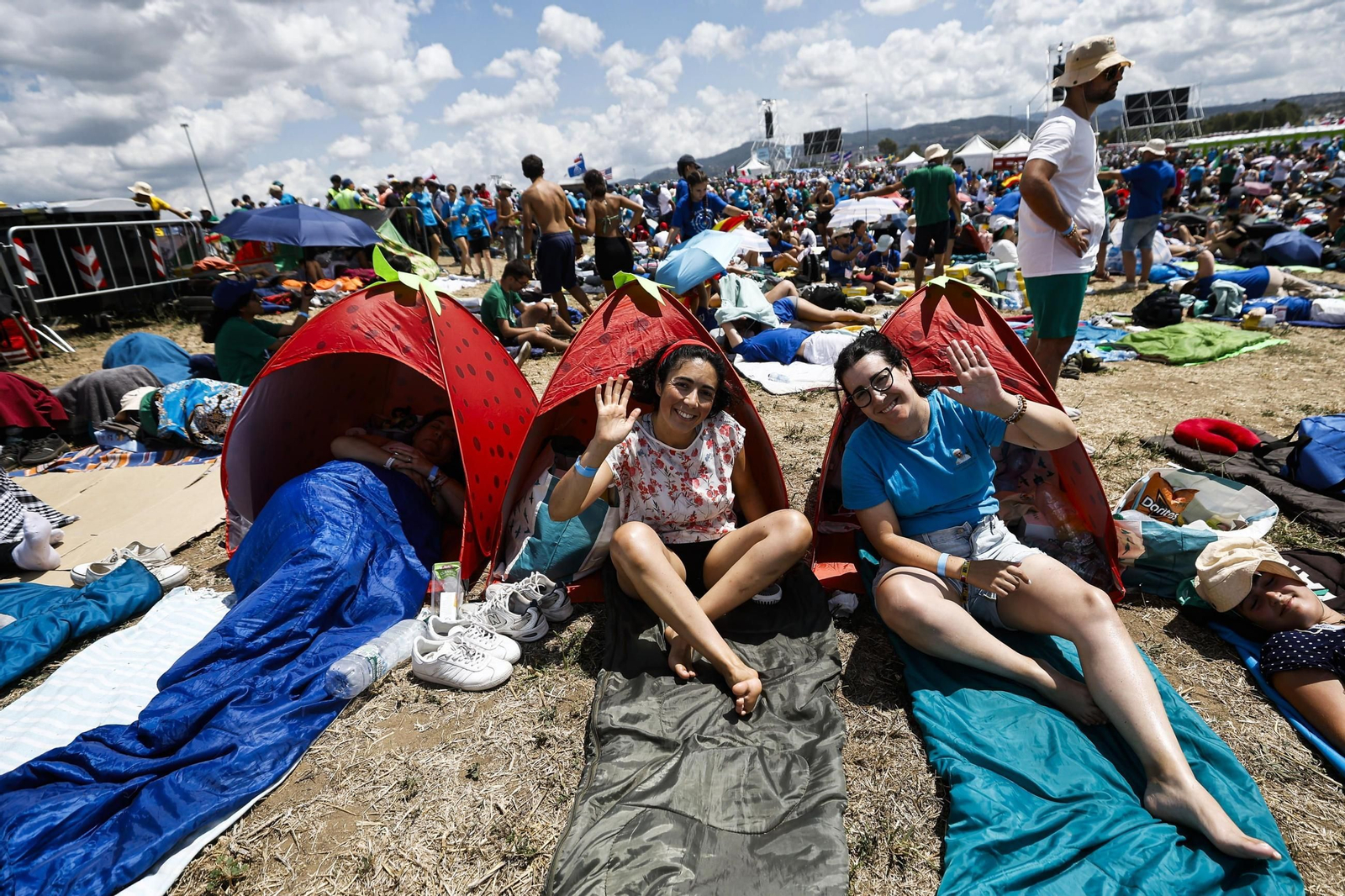 Pope Leo XIV celebrat (14126319).jpg