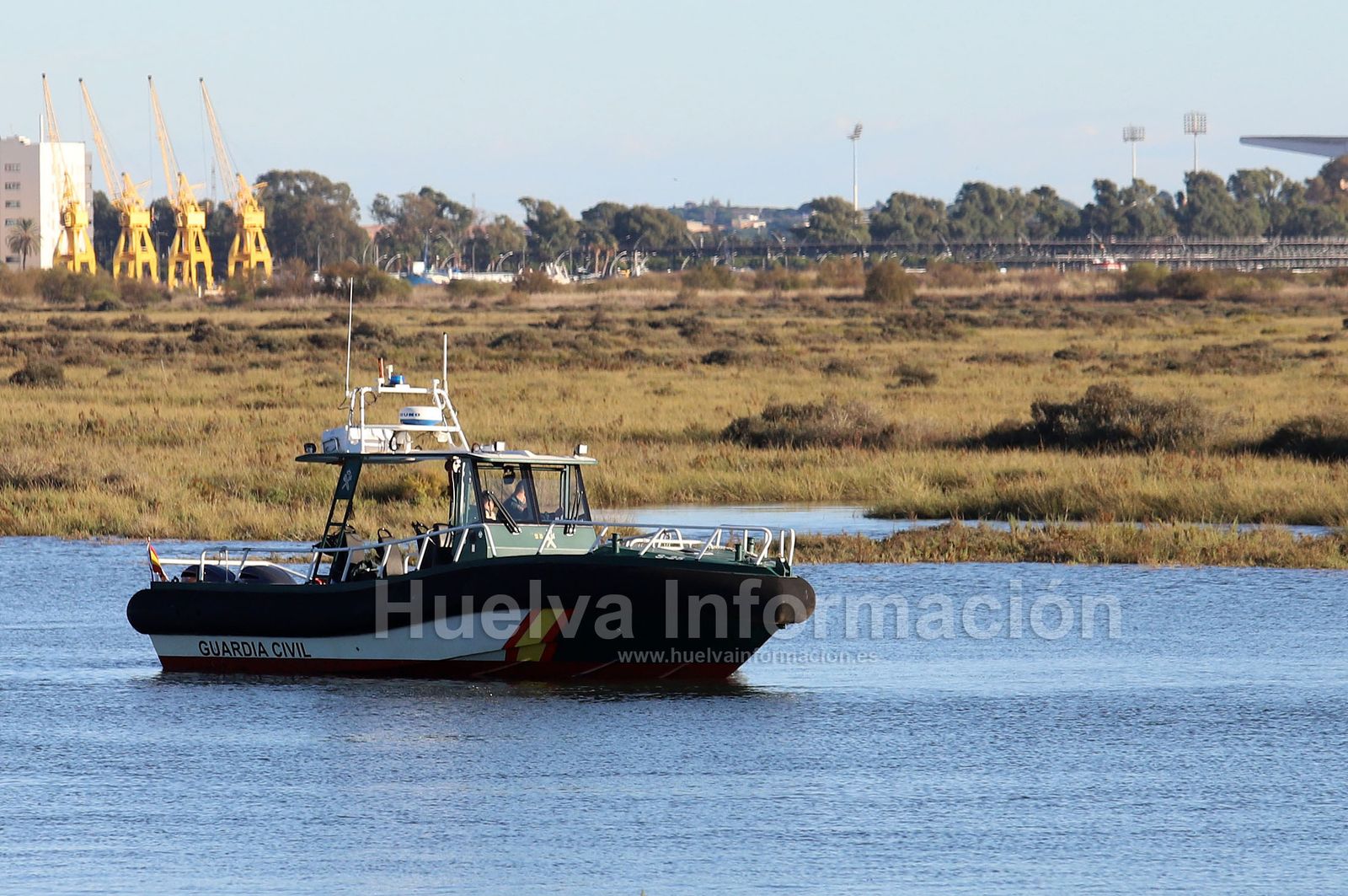 Encuentran los cuerpos de Enrique y Paqui en el acceso al espigón de Huelva, en imágenes