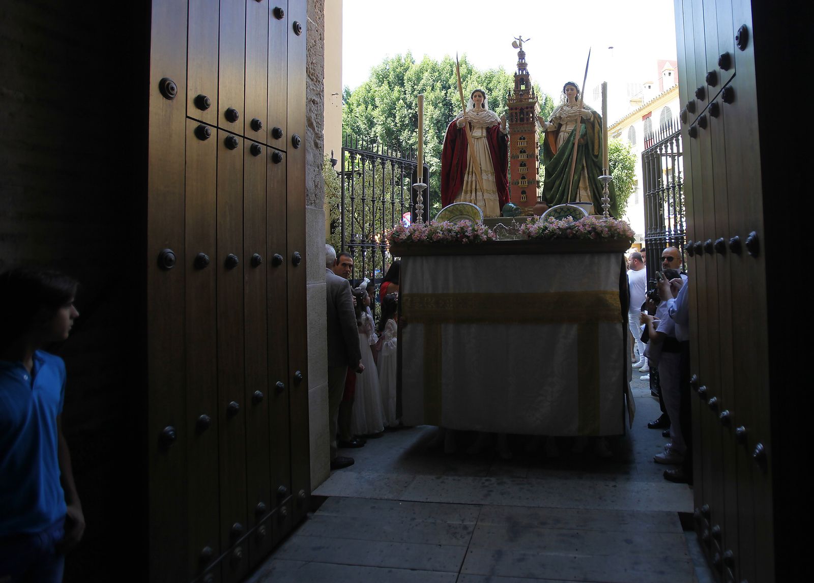 Imágenes del Corpus de Triana y de la Iglesia de la Magdalena