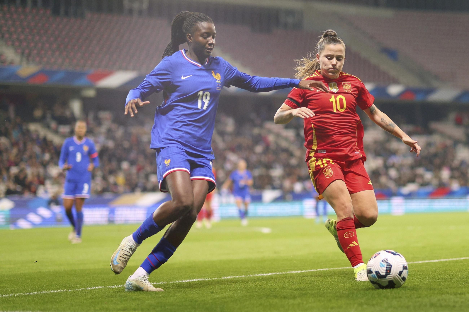 Las fotos de la exhibición de España femenina en Francia
