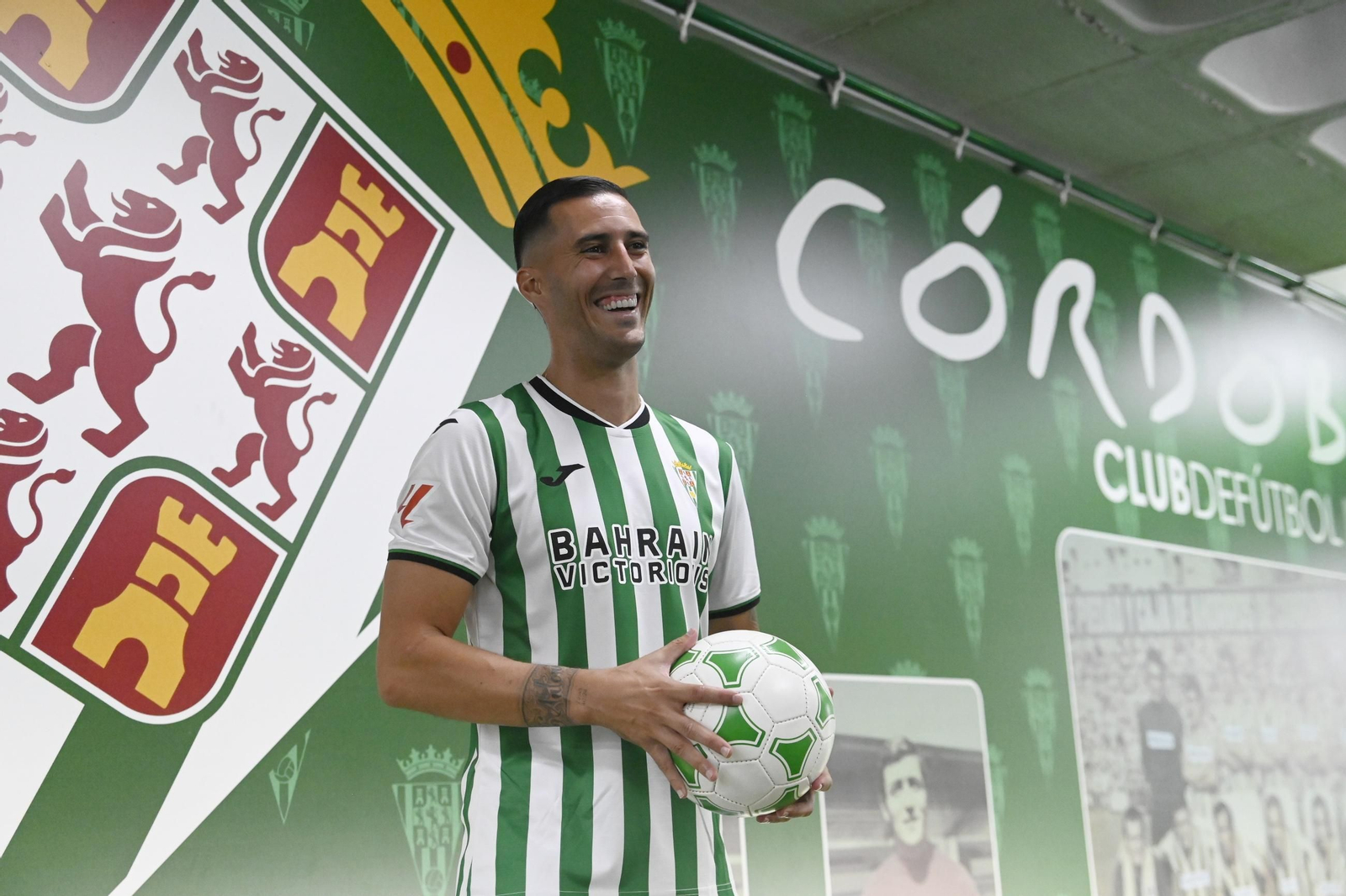Las mejores fotos de la presentación de Sergi Guardiola y Dalisson como jugadores del Córdoba CF