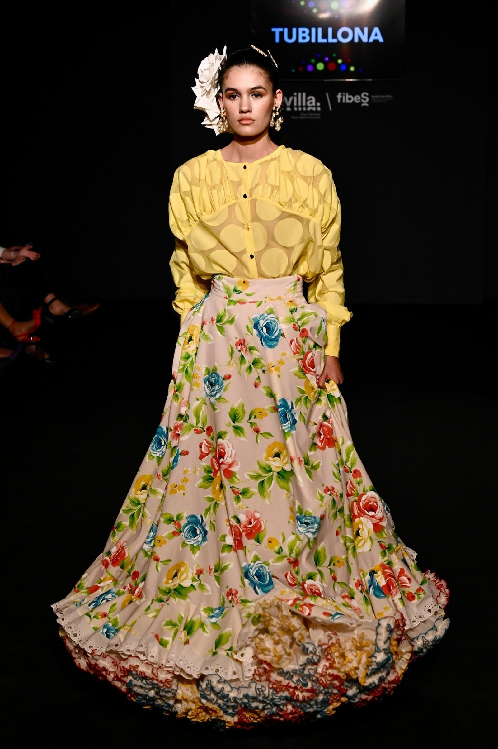 Moda flamenca 2024: Todas las colecciones de Emprende Lunares, en imágenes