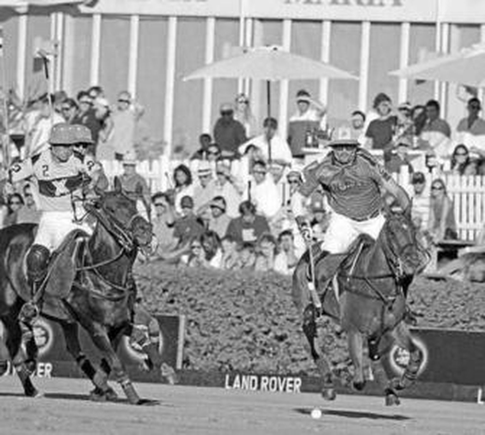 Un lance del Dubai/Ayala.