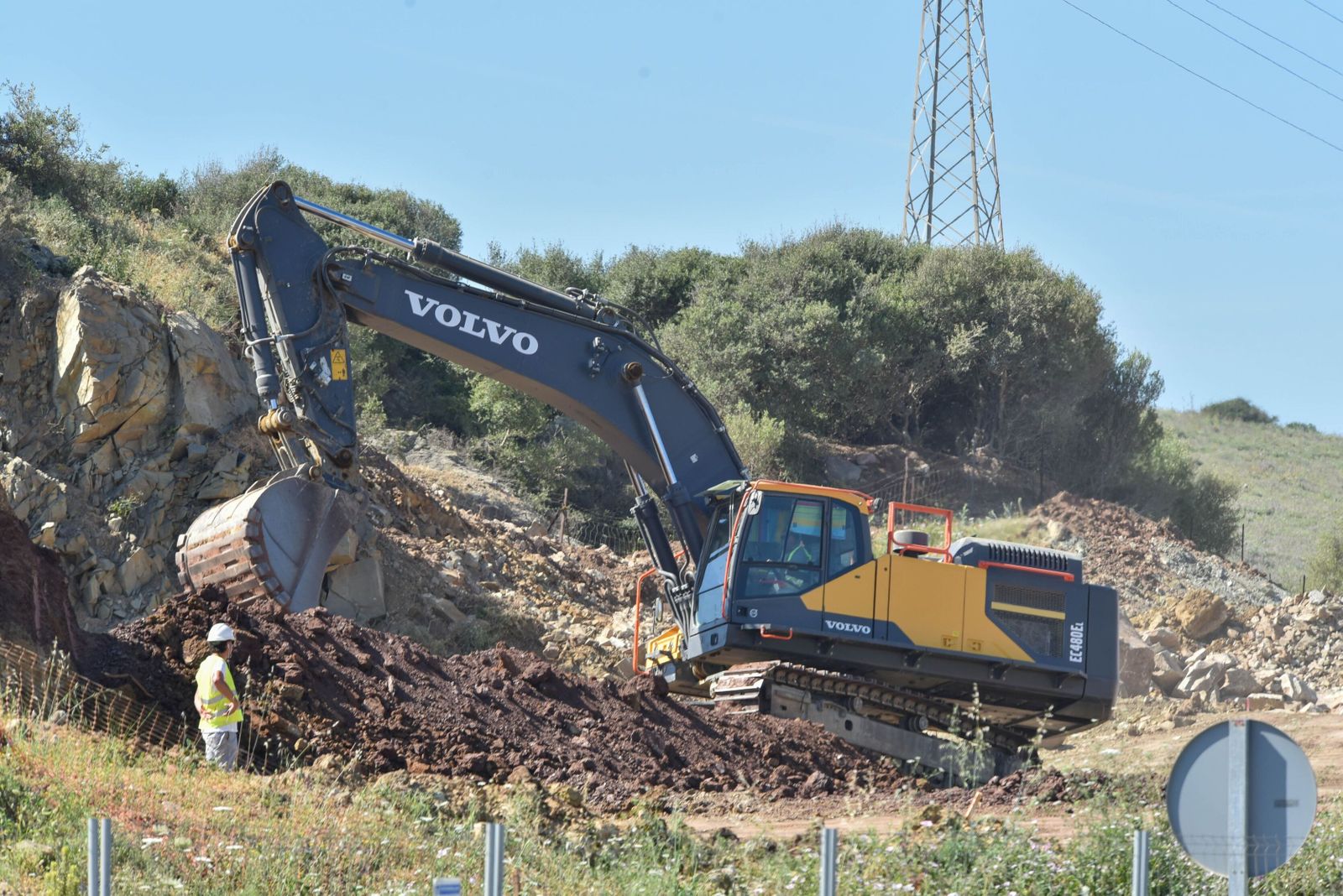 Obras en el Acceso Sur a Algeciras, el pasado mes de mayo.