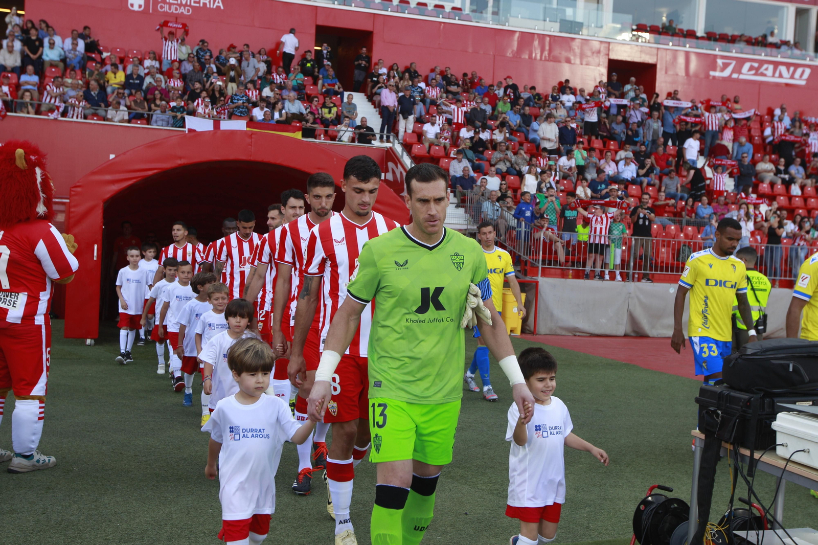 Imágenes de la gran victoria del Almería ante el Cádiz por 6 a 1