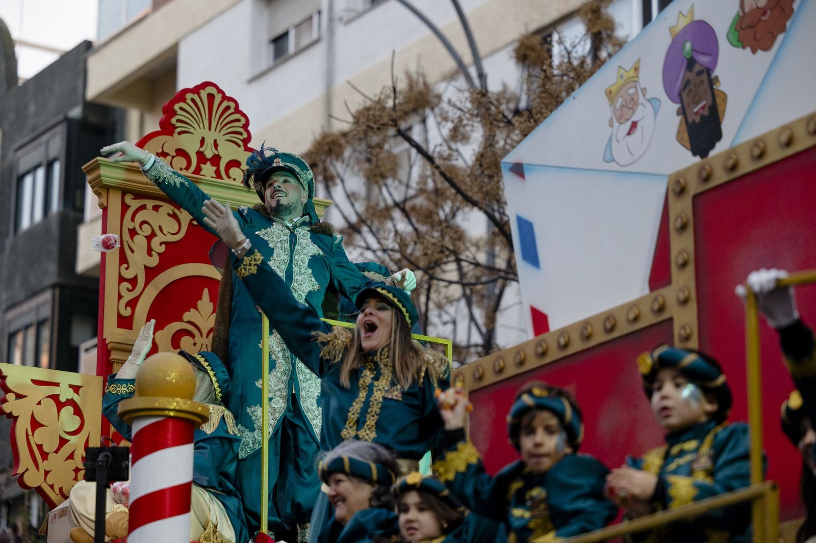 Las imágenes de la cabalgata de SS.MM. los Reyes Magos en Cádiz