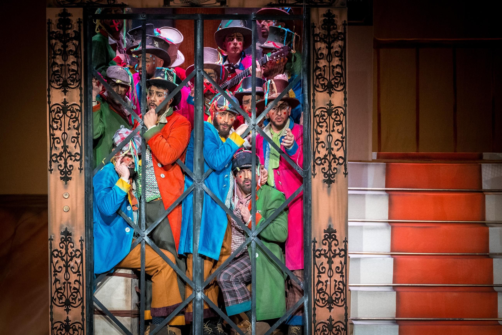 Búscate entre las mejores imágenes de la sexta sesión de cuartos de final del COAC 2025