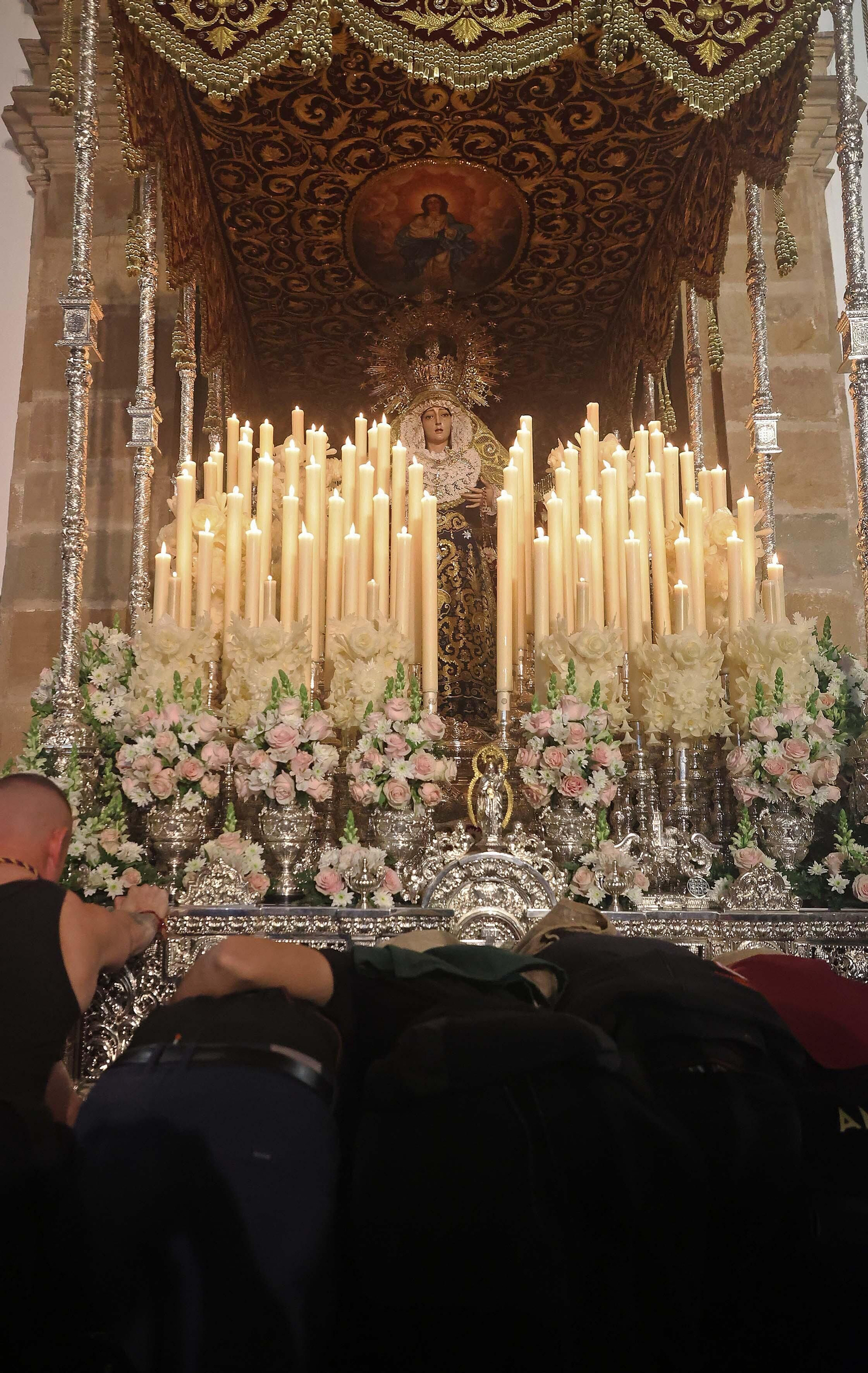 Fotos del Jueves Santo en Algeciras: Tres Caídas y Nazareno