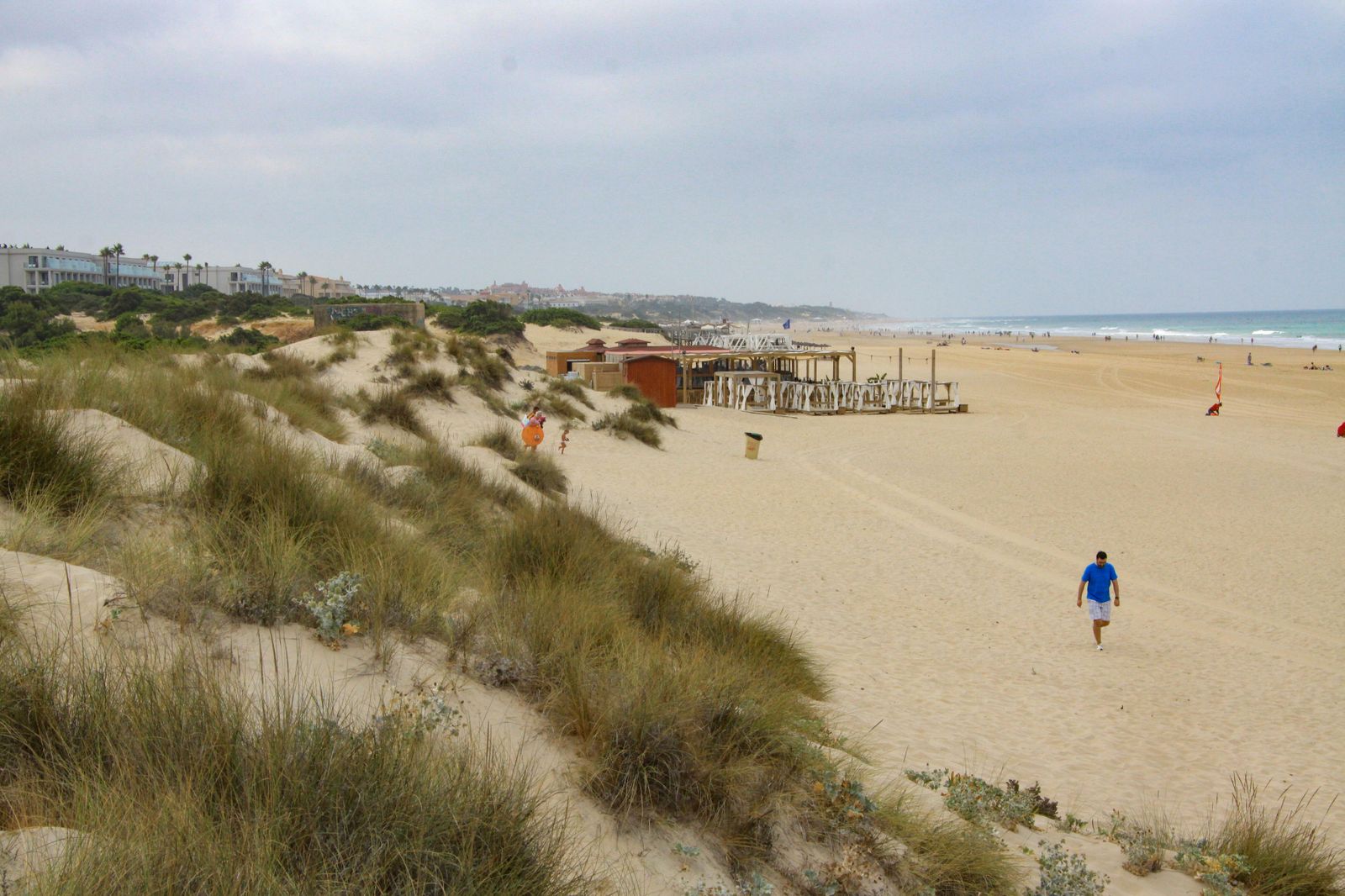 Una imagen de la playa de La Barrosa.