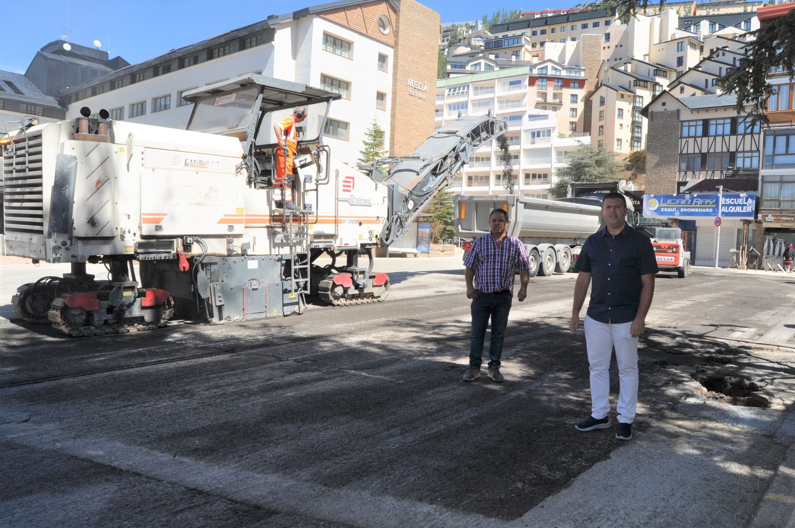El Ayuntamiento de Monachil arregla el edificio del Parque  de Bomberos  de Sierra Nevada