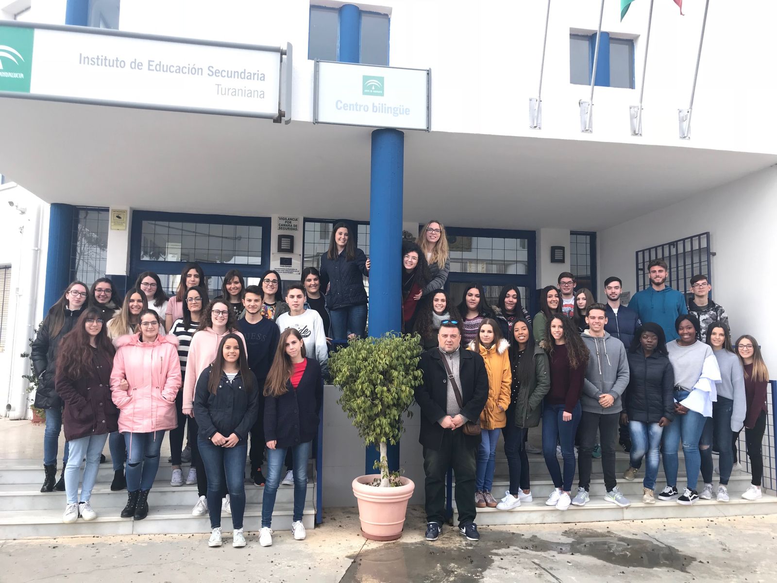 IES Turaniana, idea docente magistral.