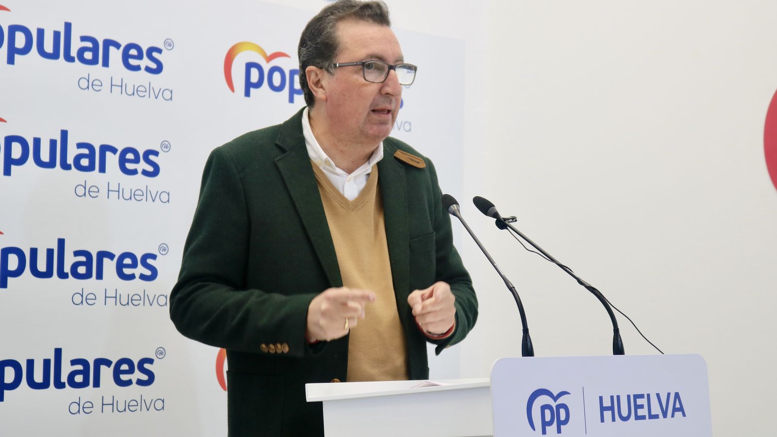 Manuel Andrés González en rueda de prensa.