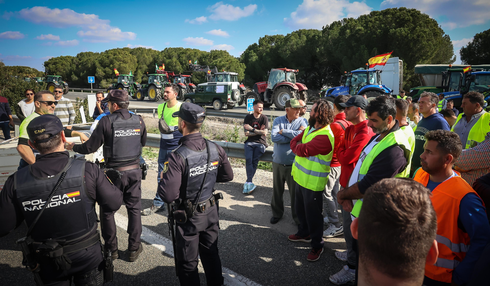 Jerez colapsado por la protesta de agricultores vy ganaderoa