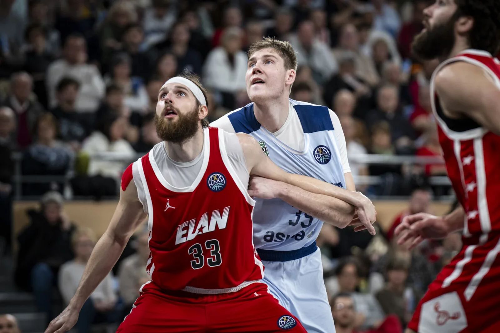 BCL: El Chalon vence al Joventut (84-77) y pone ardiendo el grupo del Unicaja