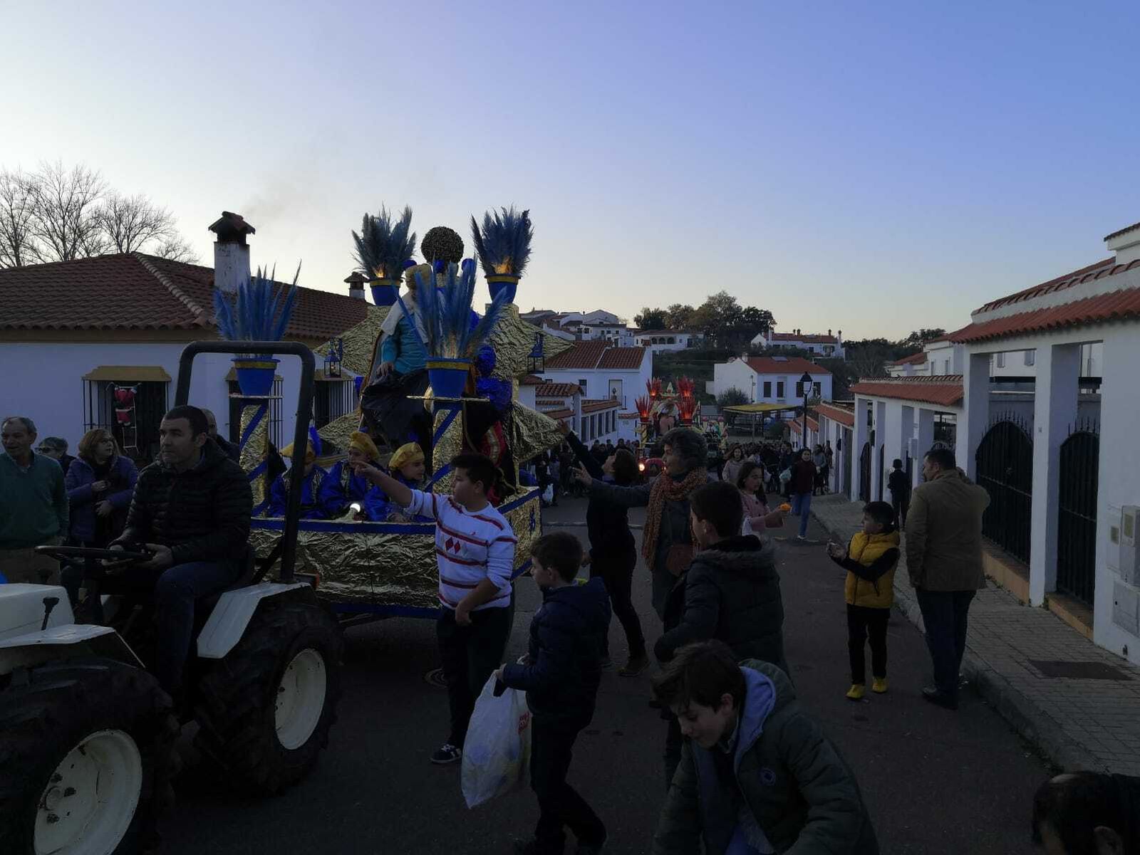 Imágenes de las cabalgatas de Reyes en la Sierra