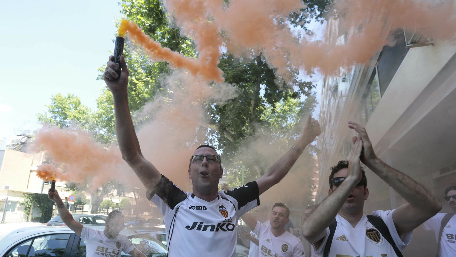 Espectaculares imágenes de la afición del Valencia