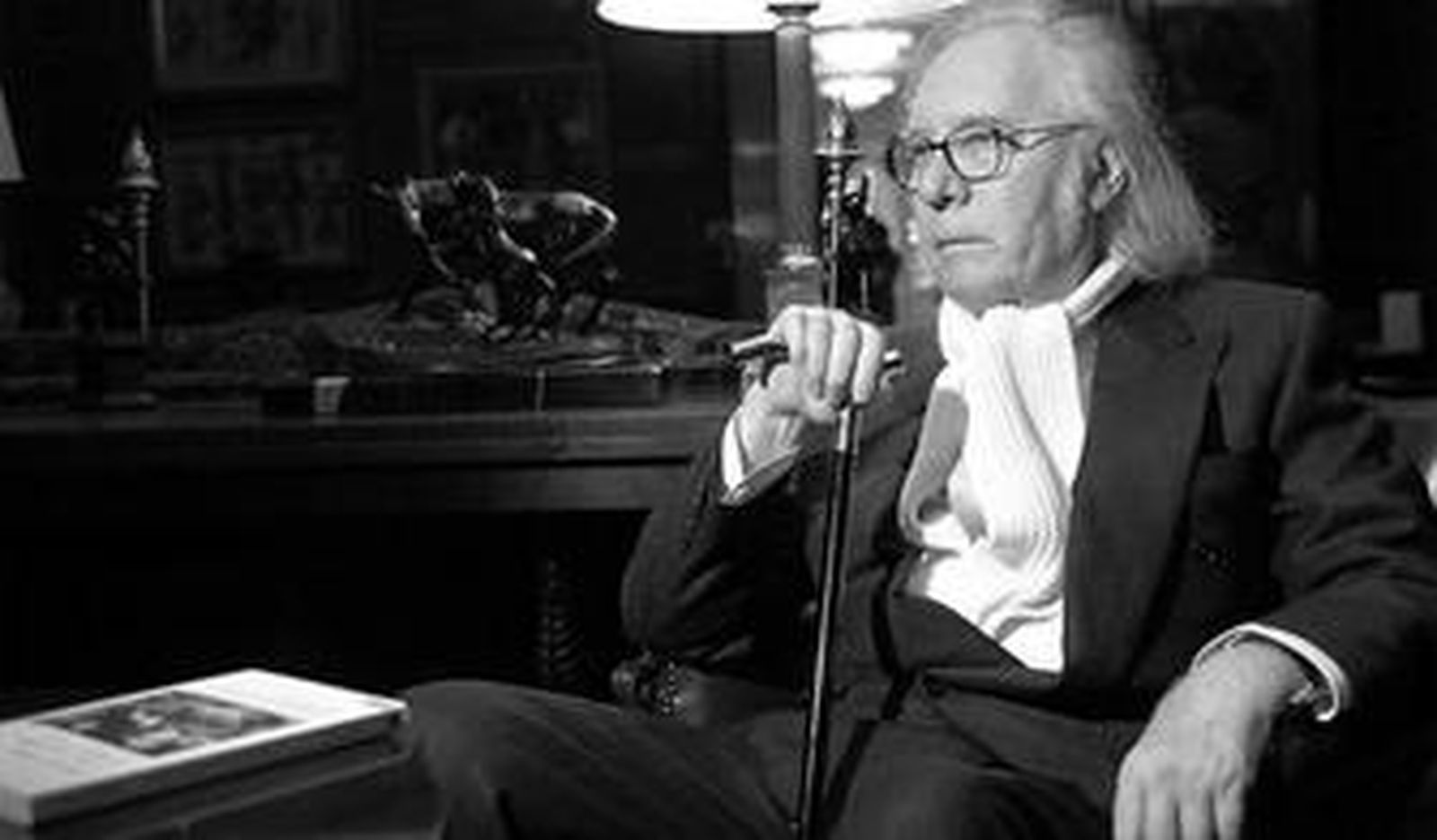 Francisco Umbral, en una fotografía tomada en enero de 2003.