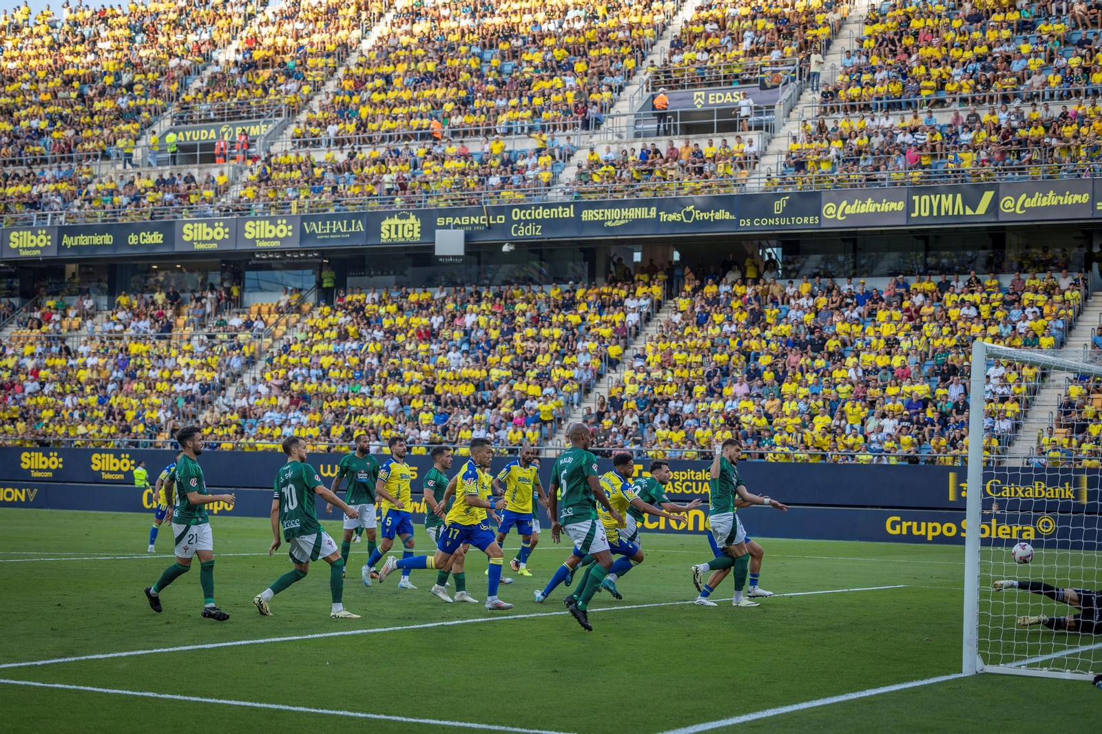 Un lance del Cádiz-Racing de Ferrol.
