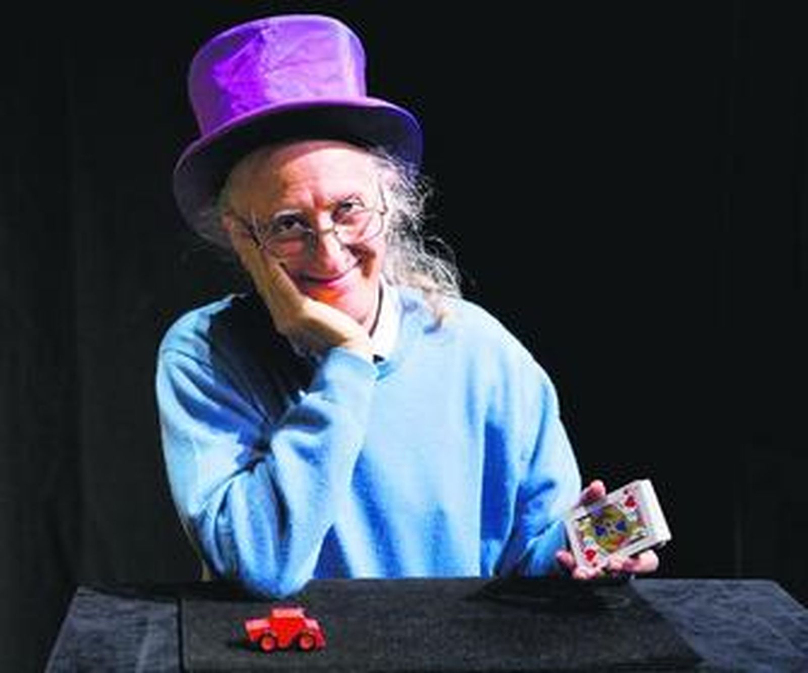 'Magia Potagia' es el título del espectáculo de Juan Tamariz.