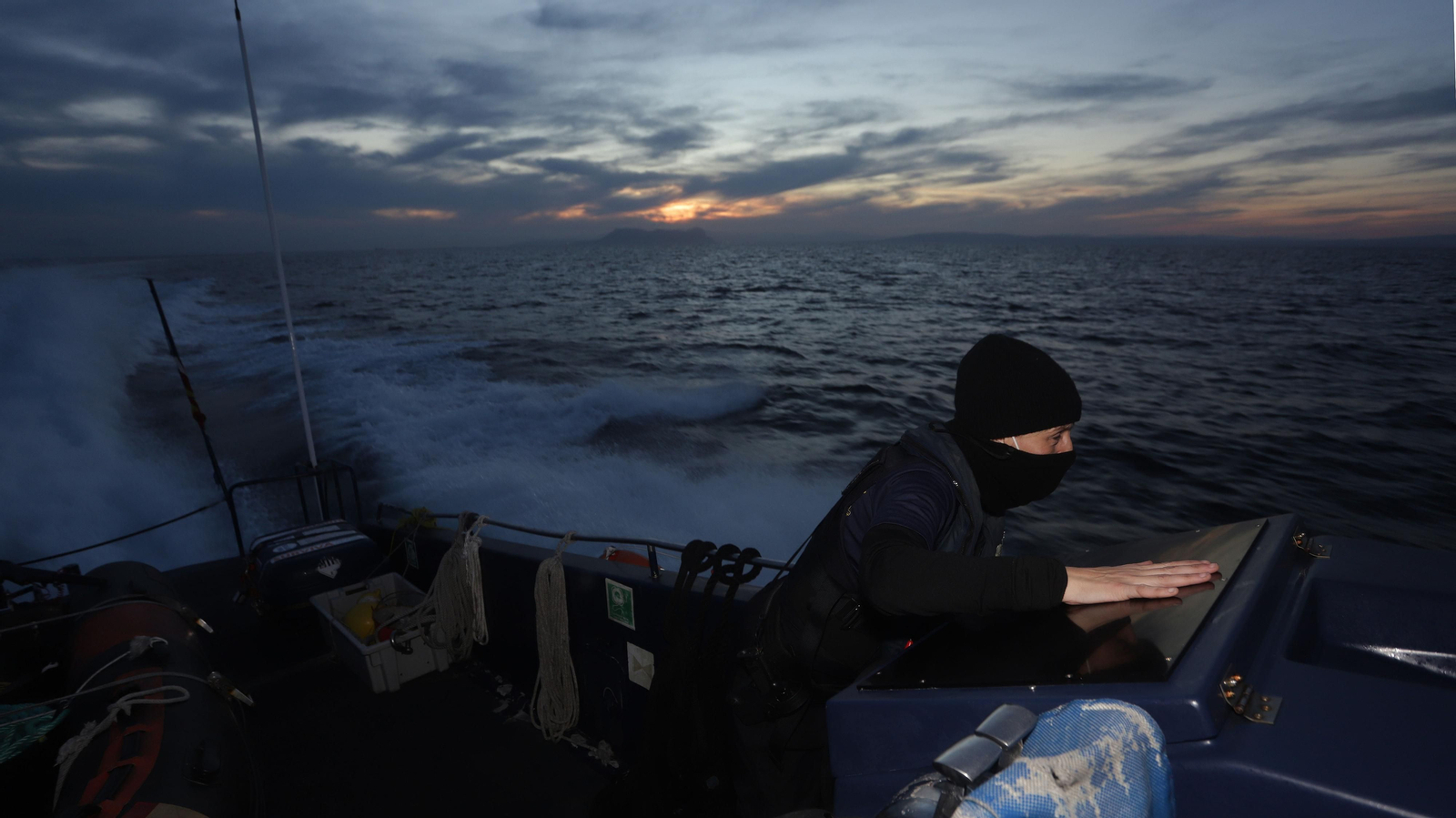 Patrulla en el Águila 2 de Vigilancia Aduanera