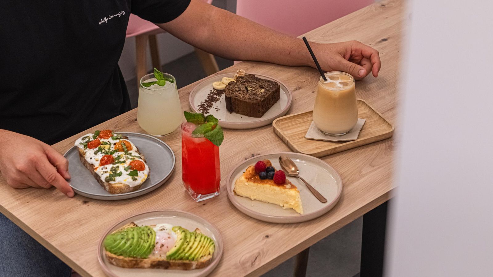 Un desayuno en Kima Coffee.