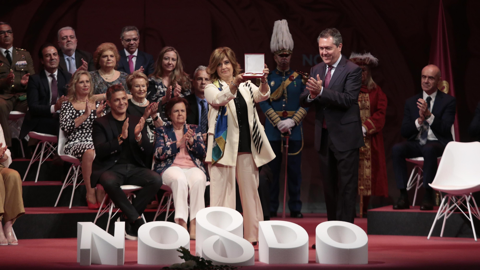 Las imágenes de la entrega de las Medallas de Sevilla