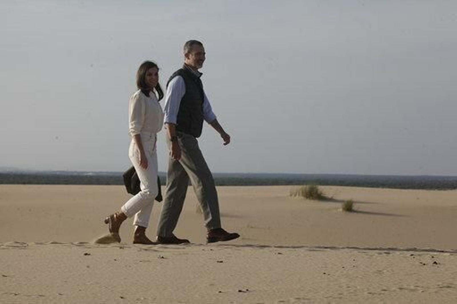 Imágenes de Don Felipe y Doña Letizia en su visita a Doñana