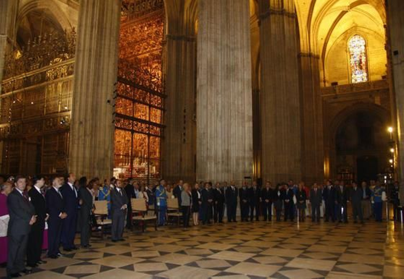 El Día de la Hispanidad se celebra en Sevilla rindiendo homenaje a Cristobal Colón.

Foto: Belén Vargas
