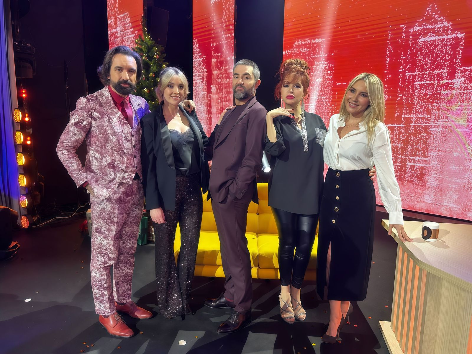 Dani Mateo encabeza el equipo de presentadores que amenizarán ‘¡Feliz 20 años Neox!’ en el canal temático de Atresmedia.