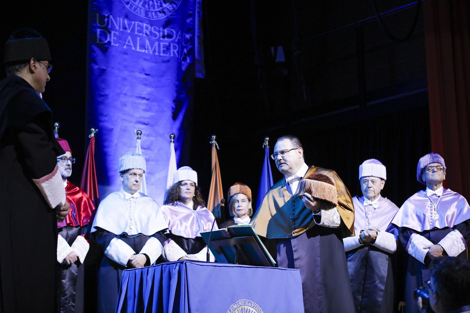 El doctor José María Peiró Silla es investido Doctor Honoris Causa por la UAL, en imágenes