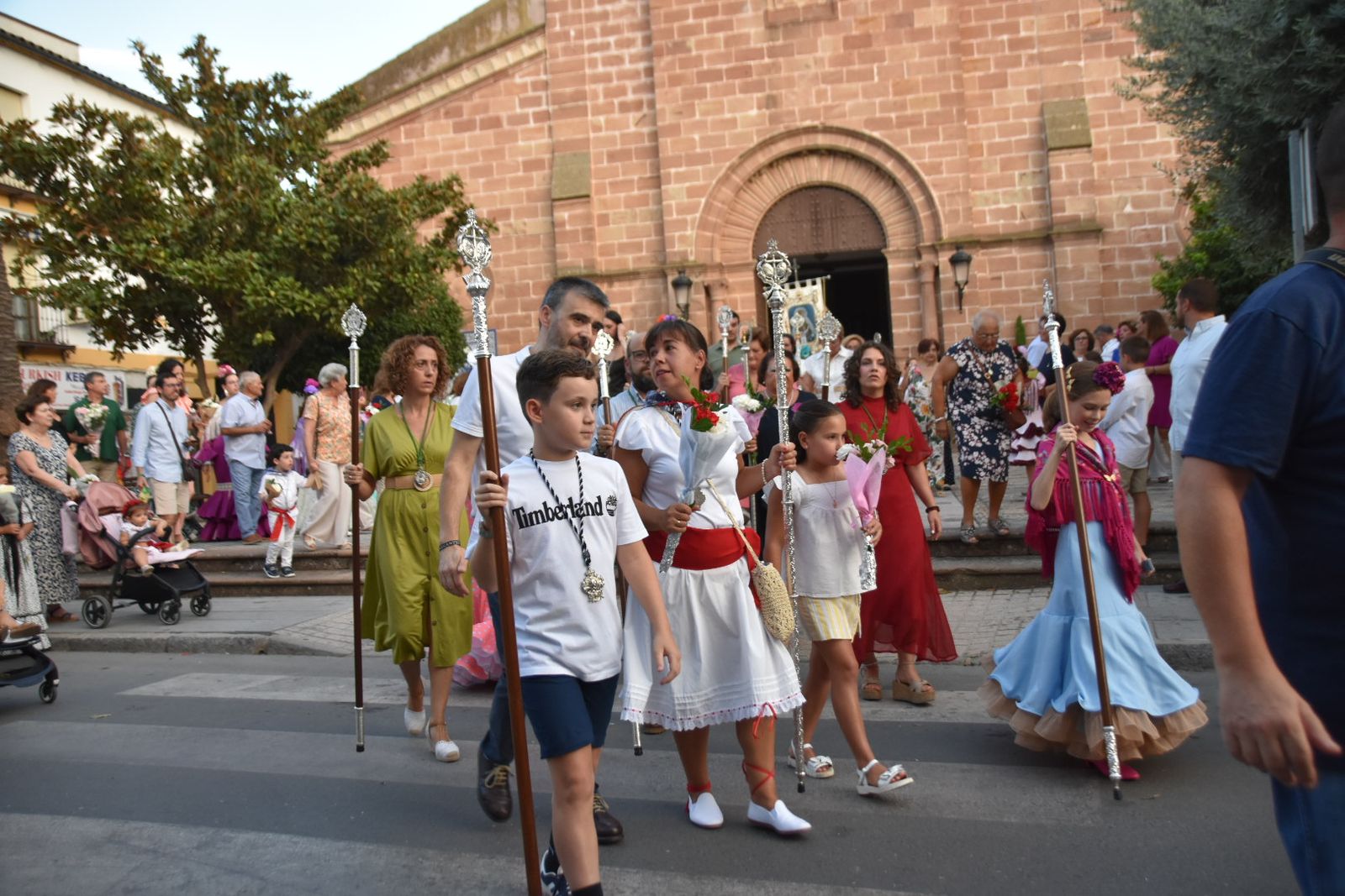 El pregón y la ofrenda floral a la Virgen de la Estrella en Villa del Río, en imágenes